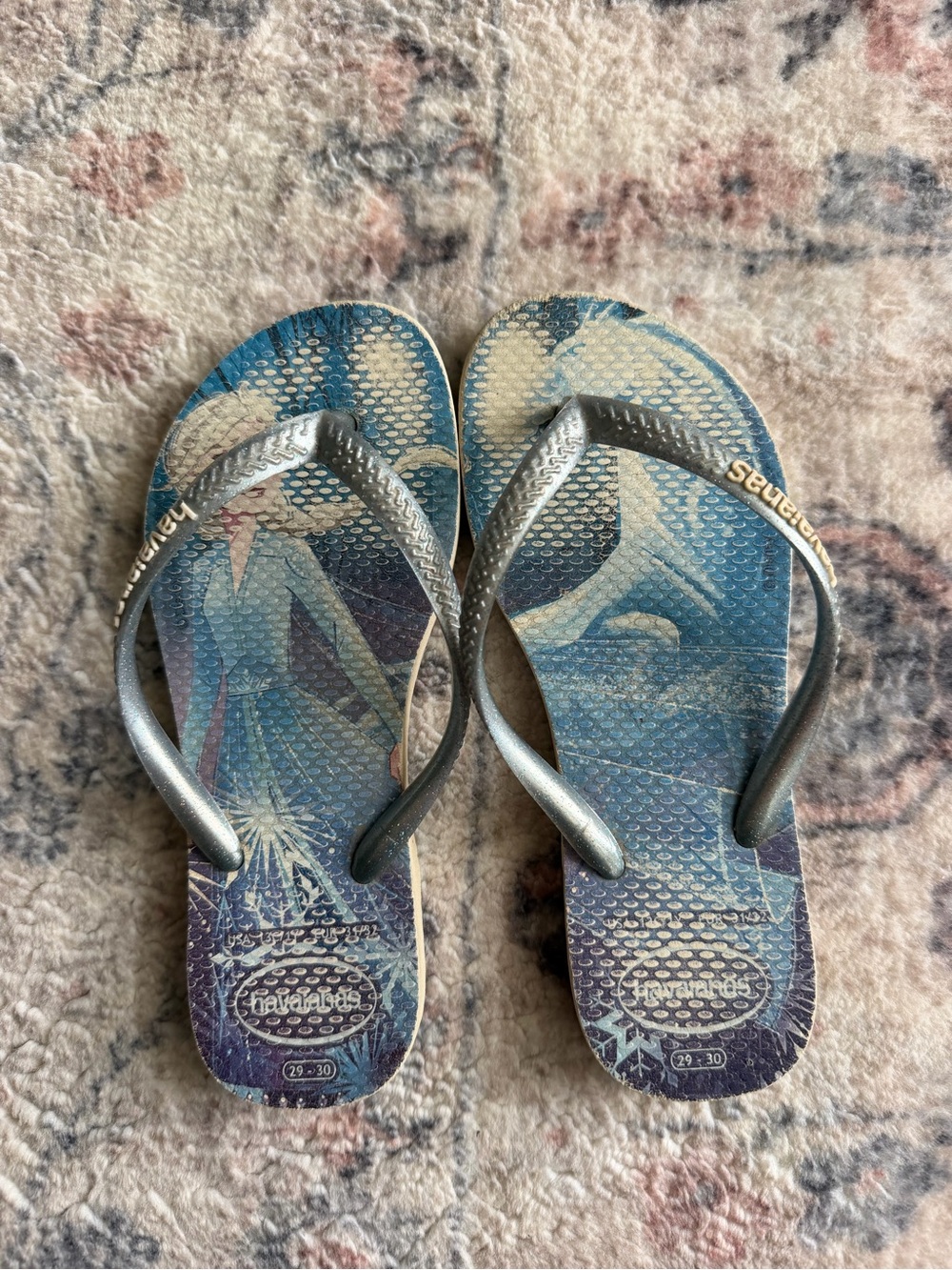 Havianas *Elsa edition*